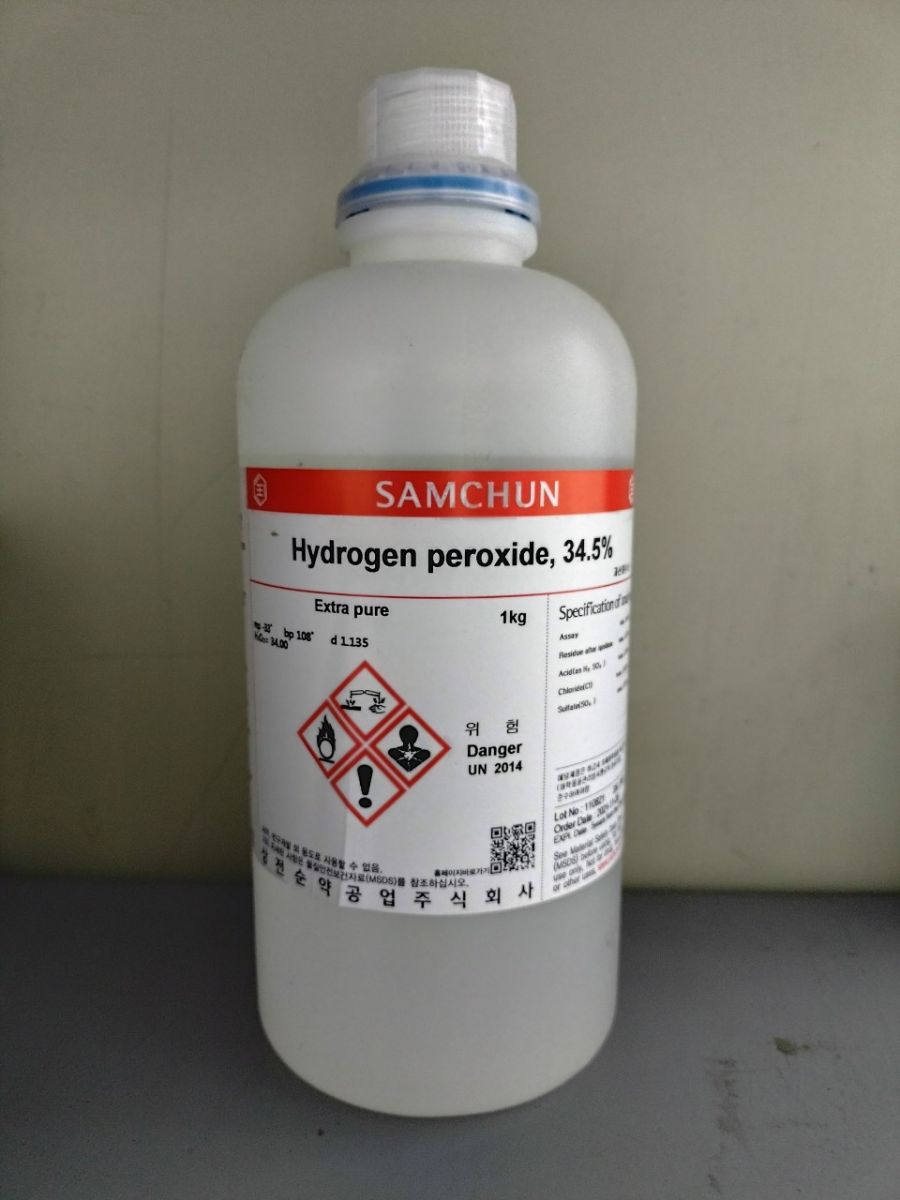 hydrogen peroxide 34.5% ( samchun).jpg
